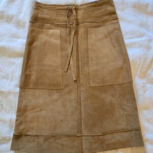 Hugo Buscati 100% Leather Skirt Women’s Petite 2 Tan Knee Length Soft Suede EUC